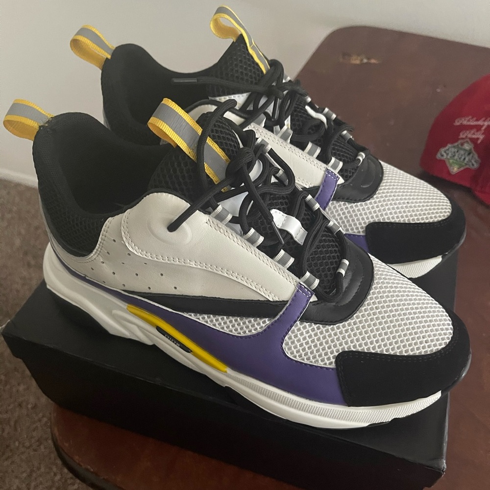 dior b22